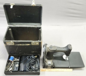 Singer Sewing Machine, Matte Finish